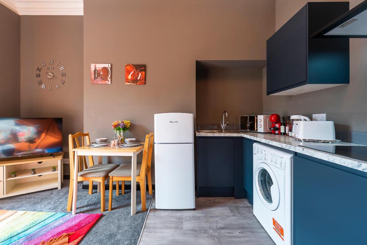 Art-Filled Bohemian 1 Bedroom Apt 2 Beds Colourful Praise Inn Apartment Kingston upon Hull Luaran gambar